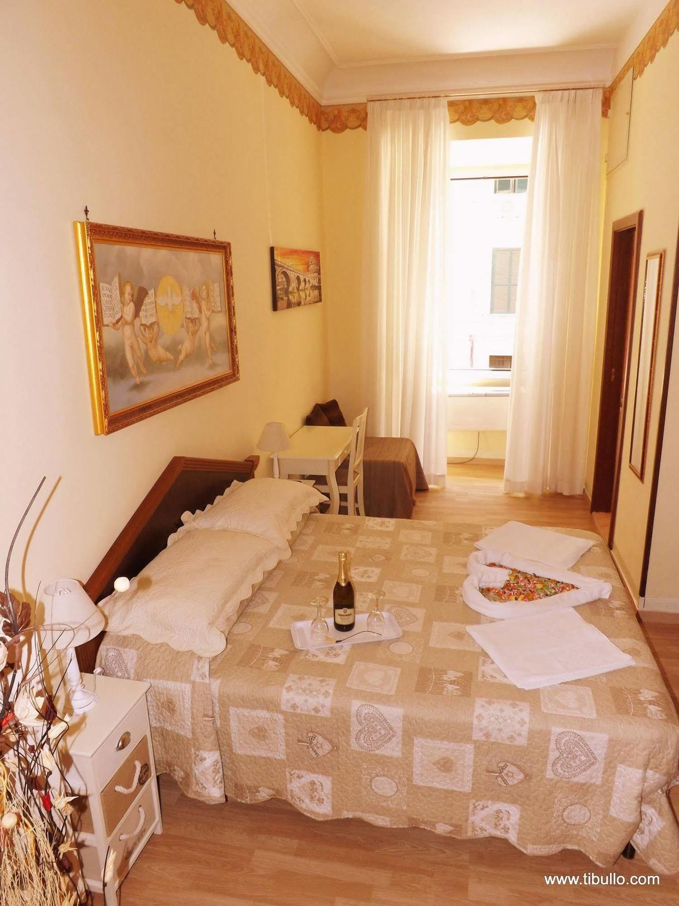 Tibullo Guesthouse Рим Екстериор снимка